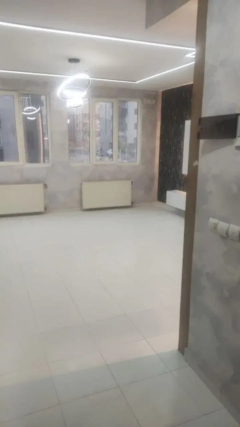 آپارتمان 80 متری دو خوابه در مهرگان گلبهار13474719576