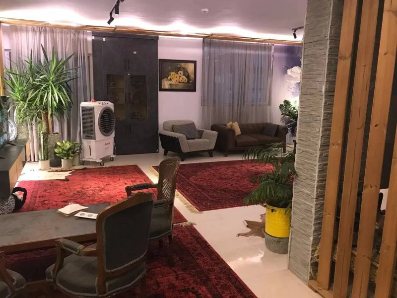 آپارتمان 150 متری سه خوابه در خیابان جمهوری گلبهار13475419600