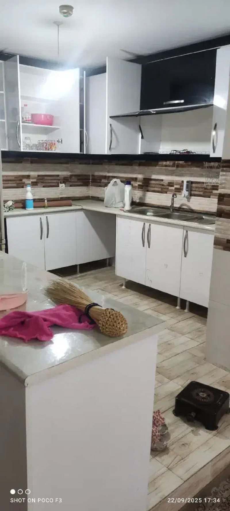 آپارتمان 85 متری دو خوابه در گلبهار13475719614