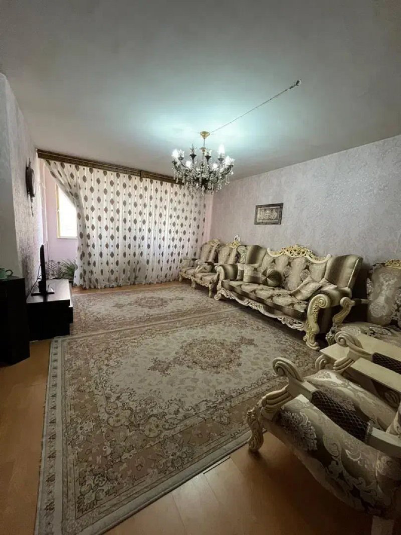آپارتمان 78 متری دو خوابه در میدان اطلس تبریز13486919826