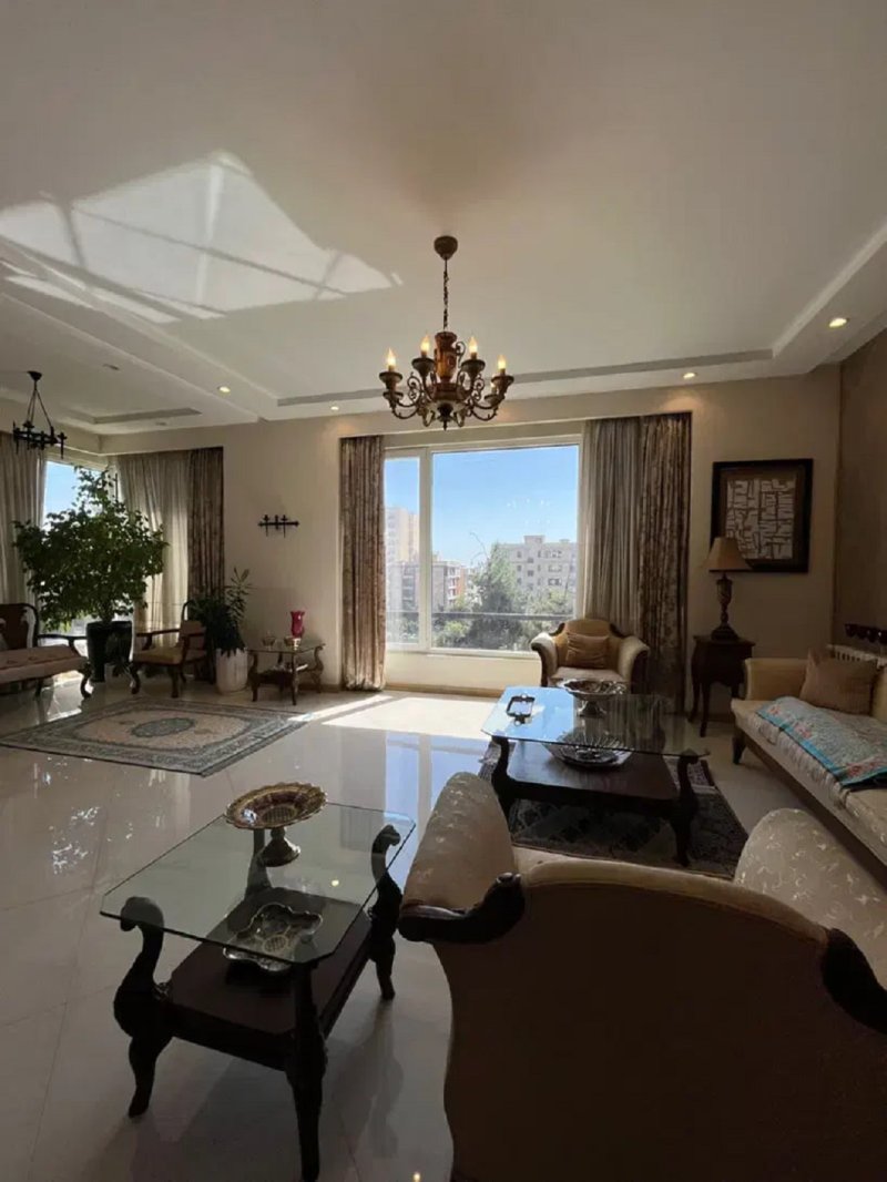 آپارتمان 160 متری سه خوابه در سعادت آباد تهران13491719932