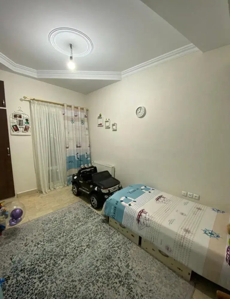 آپارتمان 100 متری دو خوابه در بلوار عدل تهران13502120077