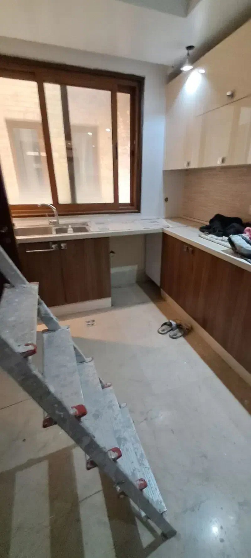 آپارتمان 120 متری دو خوابه در چیذر تهران13511620277