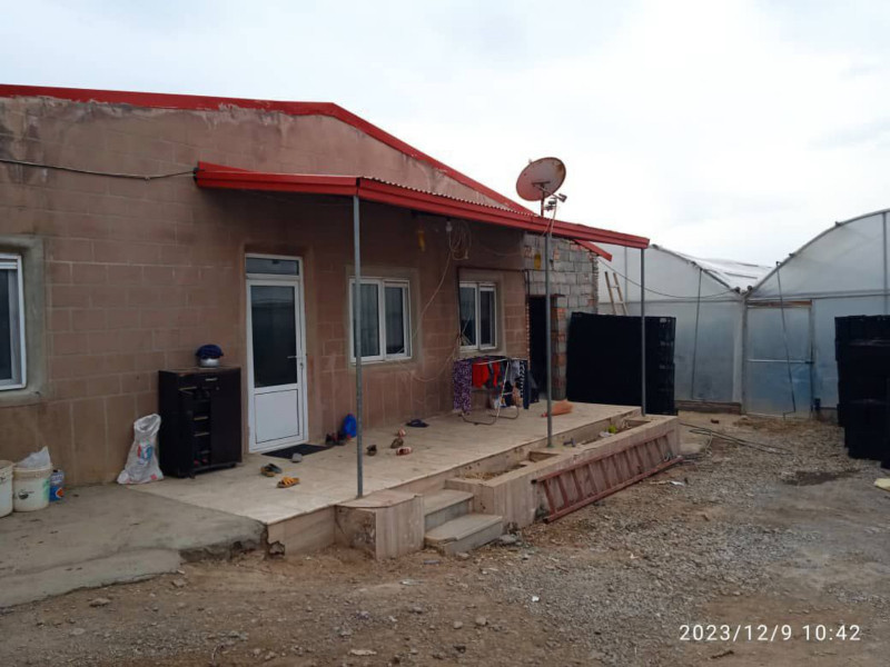 زمین 2500 متری در مرند1258352034