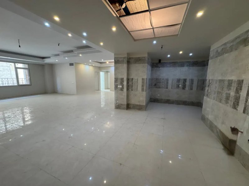 آپارتمان 180 متری سه خوابه در عظیمیه کرج13528320531