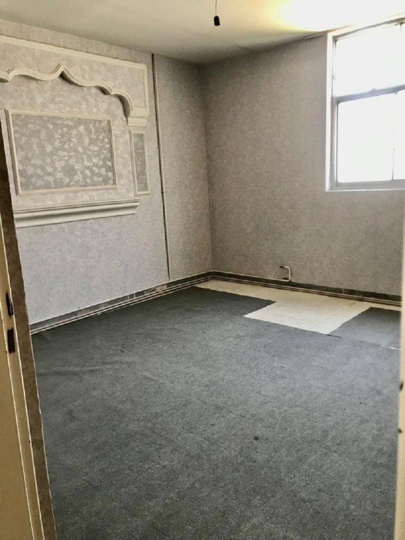 خانه 300 متری دو خوابه در ورامین تهران13532620660