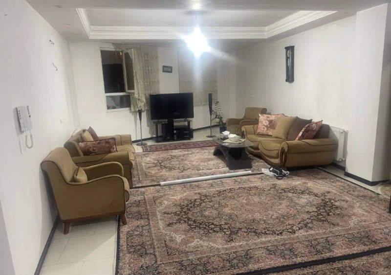 آپارتمان 119 متری دو خوابه در بلوار باهنر ورامین13536220757