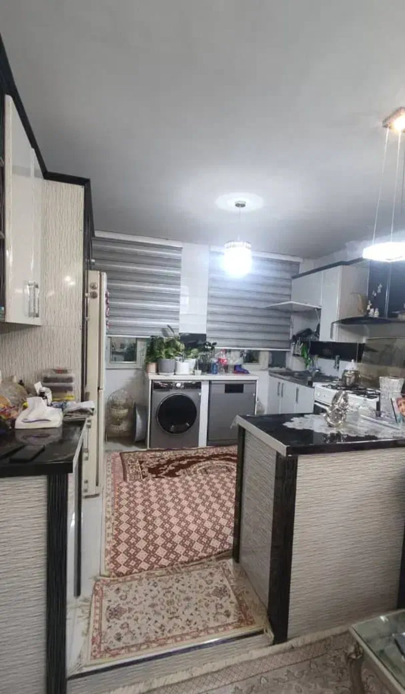 آپارتمان 85 متری دو خوابه در رسالت ورامین13539820820