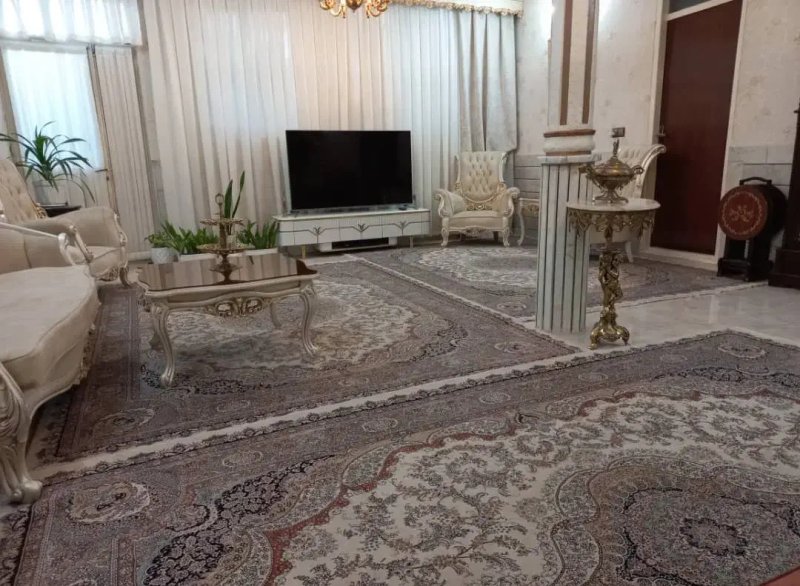 ویلا 180 متری دو خوابه در شهرک فاطمیه ورامین