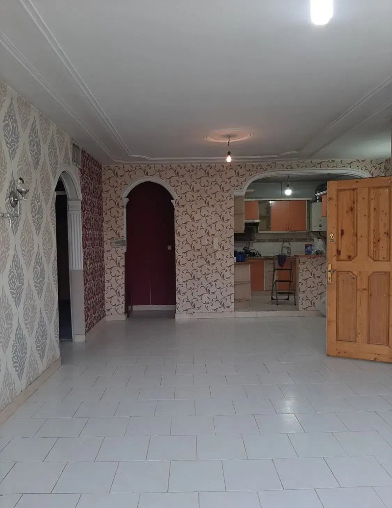 آپارتمان 80 متری دو خوابه در رسالت ورامین