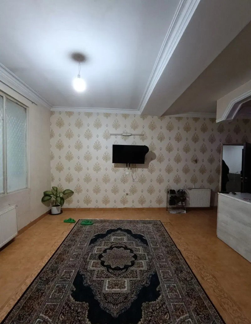 آپارتمان 61 متری دو خوابه در رسالت ورامین