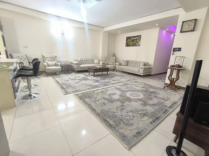 آپارتمان 90 متری دو خوابه در مسعودیه تهران13551820989
