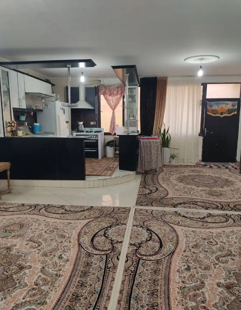 آپارتمان 100 متری دو خوابه در ورامین
