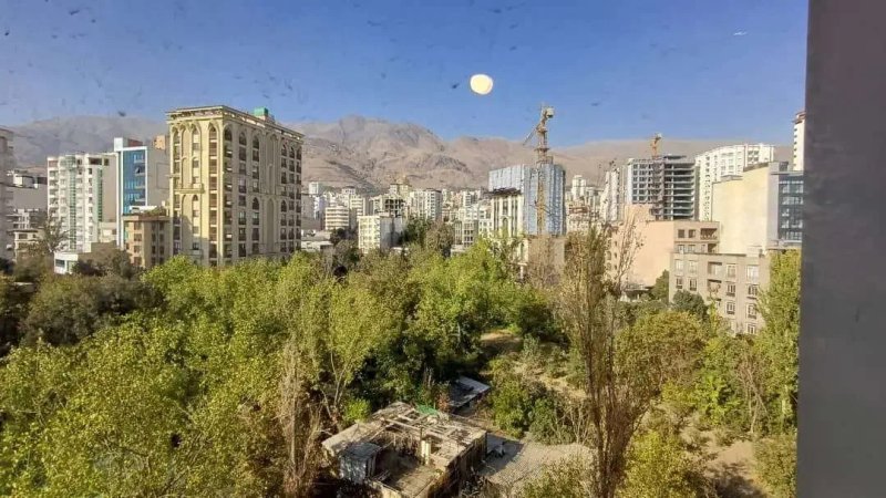 آپارتمان 230 متری سه خوابه در فرمانیه غربی تهران13562821221