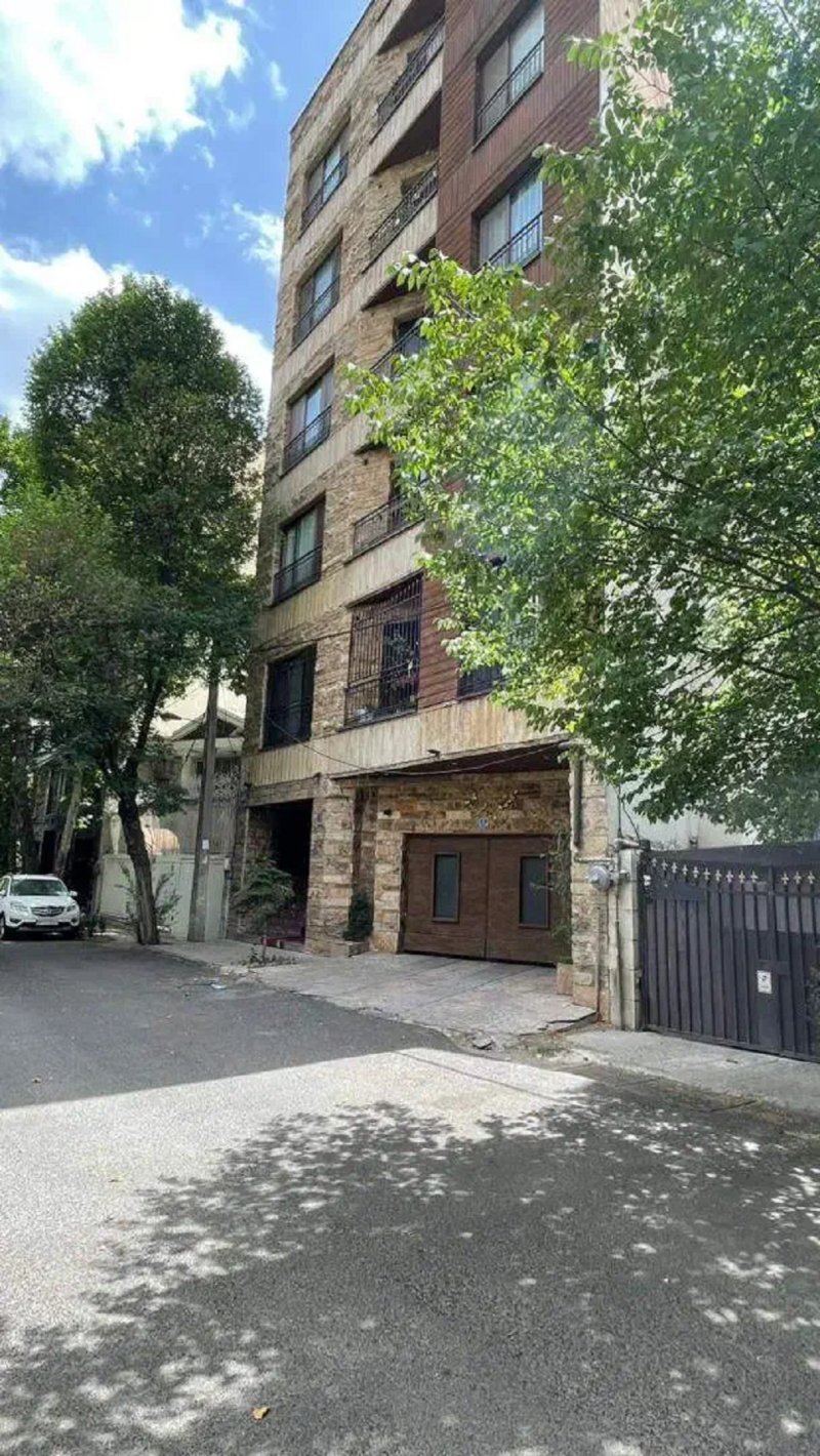 آپارتمان 115 متری دو خوابه در قیطریه تهران