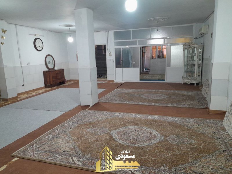 آپارتمان 120 متری یک خوابه در میدان امام خمینی شهریار