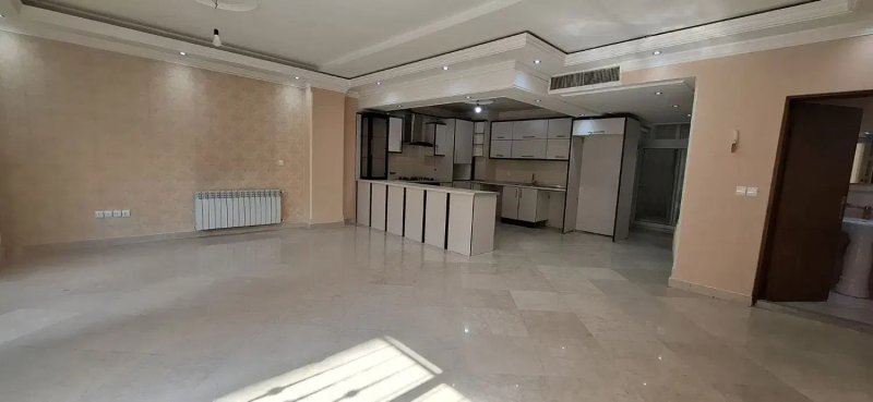 آپارتمان 110 متری دو خوابه در حکمت تهران