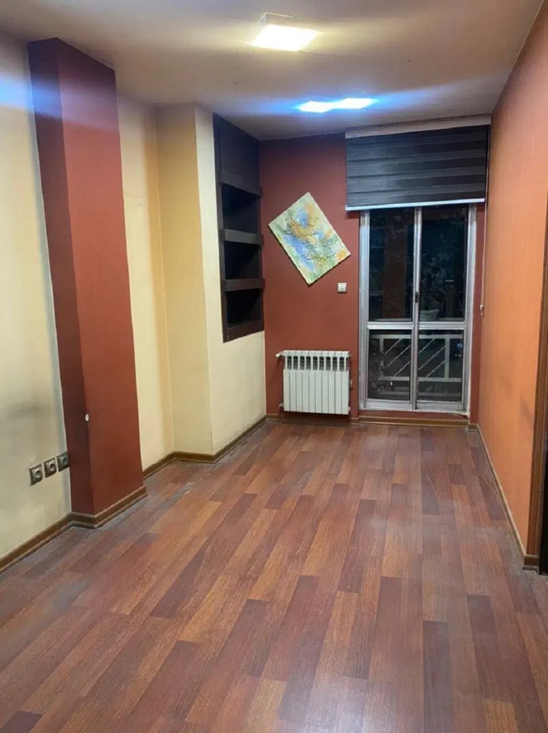 اداری 55 متری دو خوابه در آمادگاه اصفهان13593622077