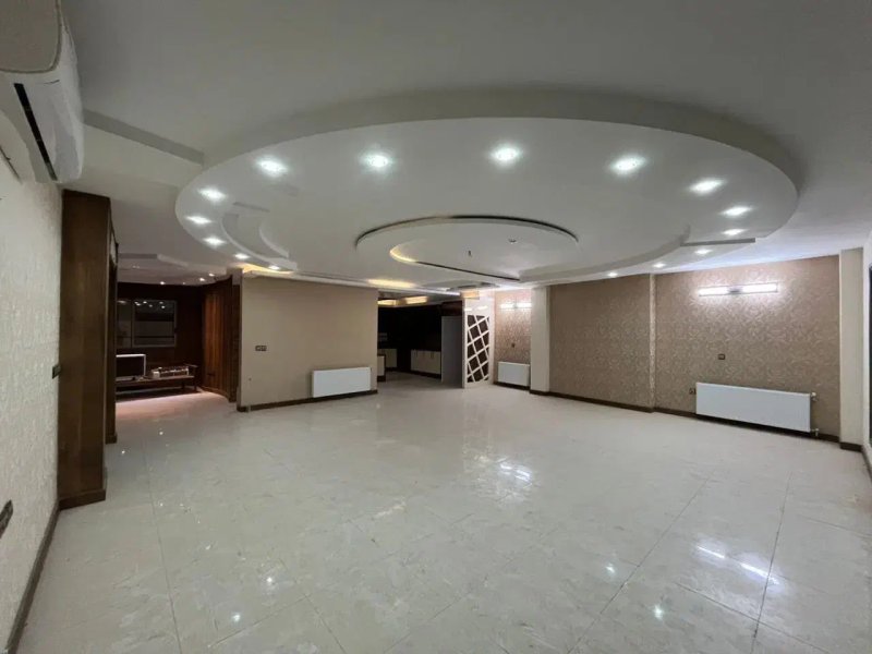 آپارتمان 200 متری سه خوابه در سعادت آباد اصفهان