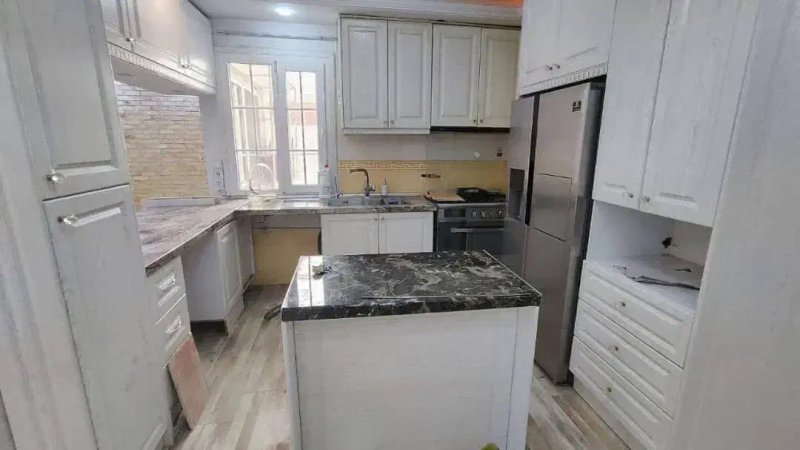 آپارتمان 95 متری دو خوابه در حشمتیه تهران13598722161