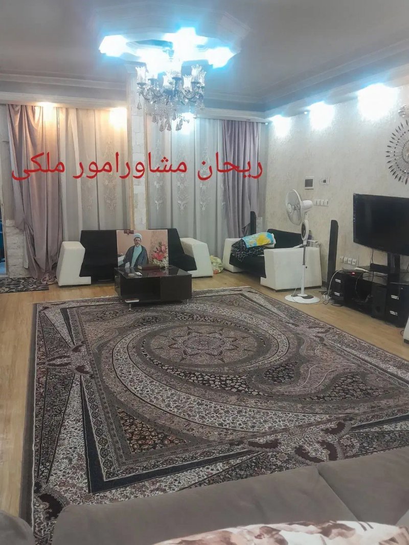 آپارتمان 250 متری سه خوابه در نیروی هوایی تهران13600122212