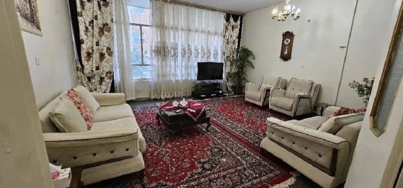 آپارتمان 95 متری یک خوابه در نیروی هوایی تهران