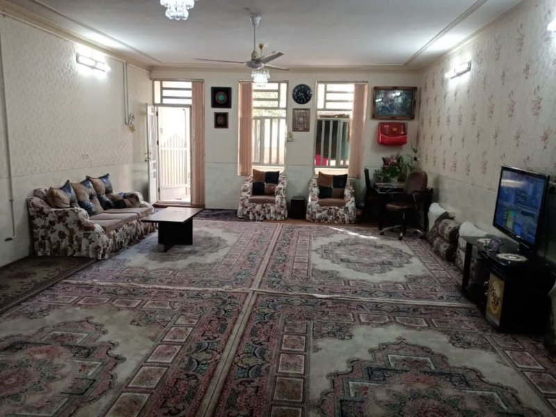 خانه 270 متری دو خوابه در امامشهر یزد