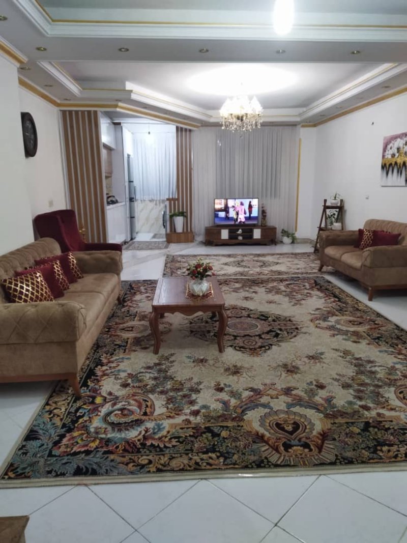 آپارتمان 82 متری دو خوابه در فاز 2 اندیشه13633122951