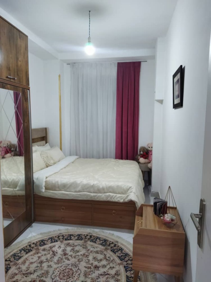 آپارتمان 82 متری دو خوابه در فاز 2 اندیشه13633122953