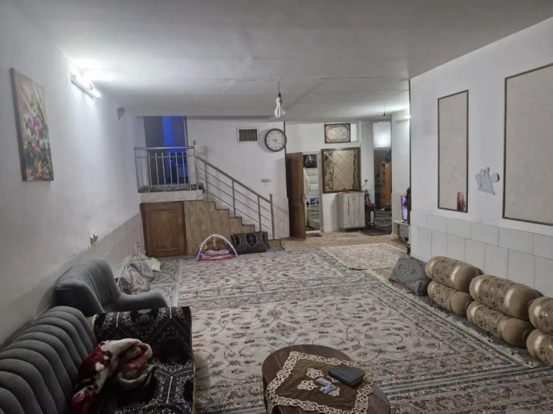 آپارتمان 130 متری دو خوابه در شیخ طوسی غربی اصفهان13634323006