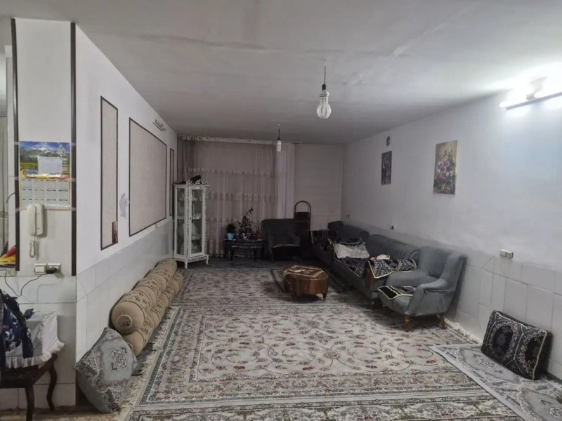 آپارتمان 130 متری دو خوابه در شیخ طوسی غربی اصفهان13634323007