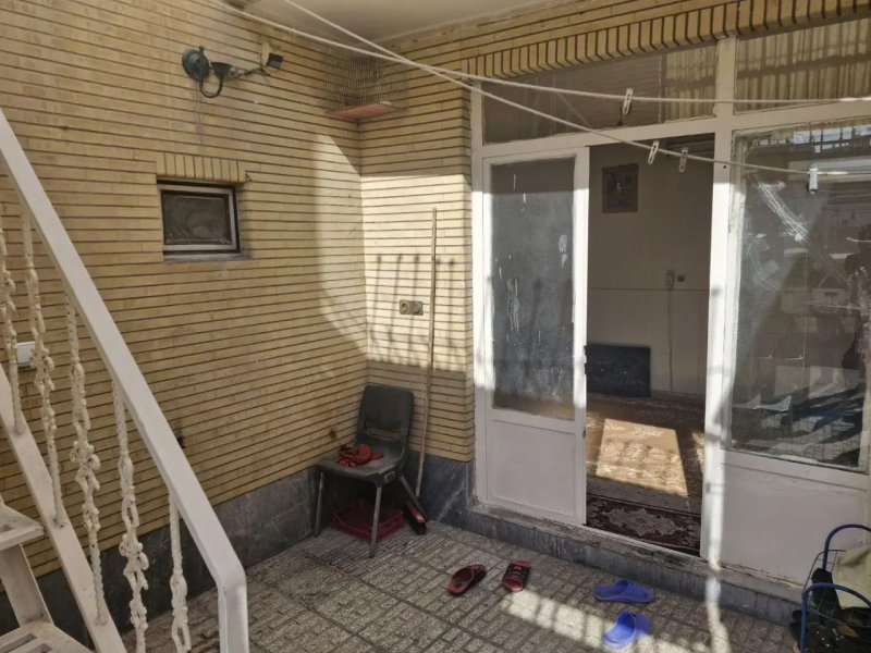 خانه 50 متری یک خوابه در شیخ طوسی غربی اصفهان