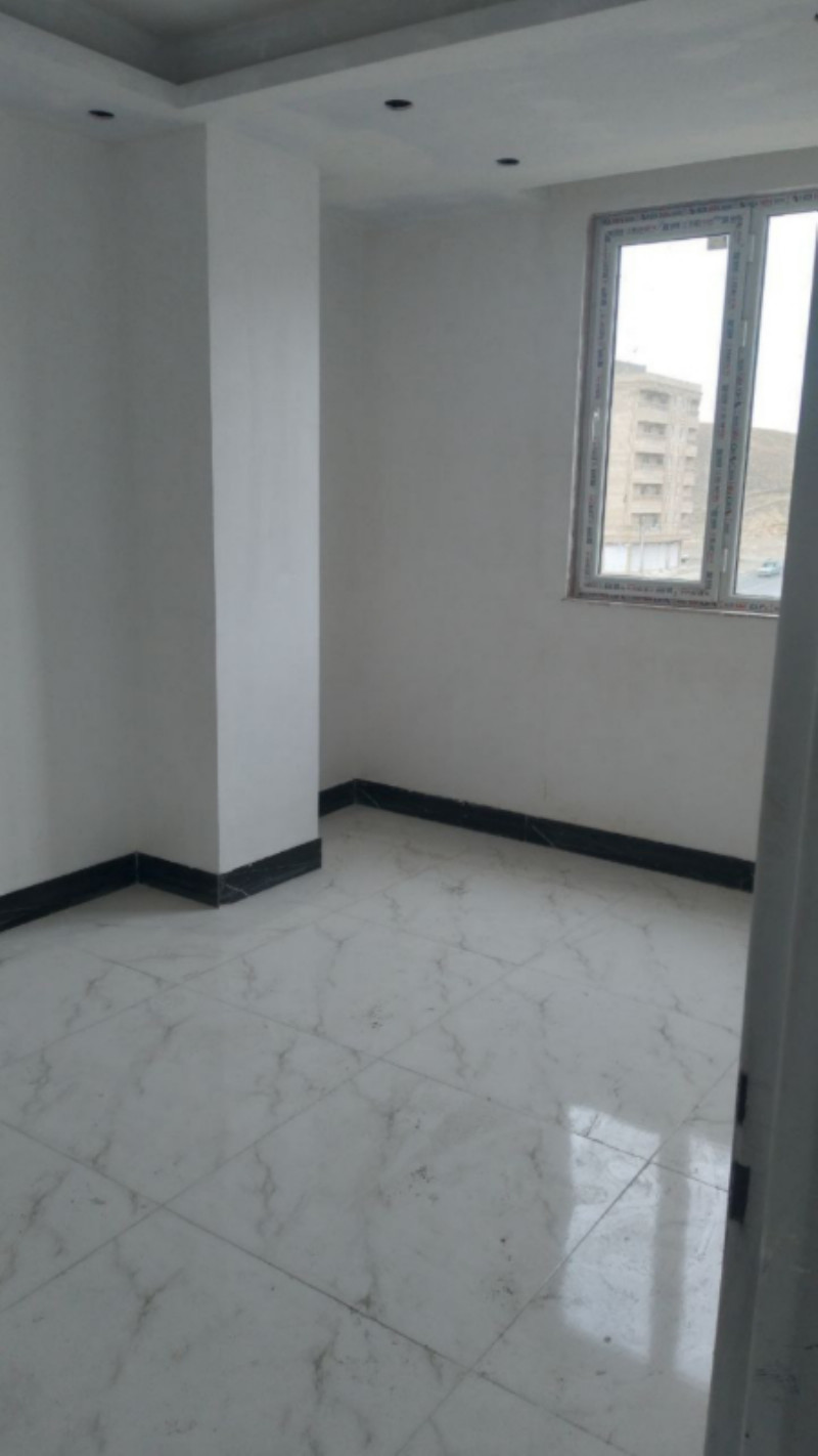 آپارتمان 137 متری سه خوابه در ملایر1259172318