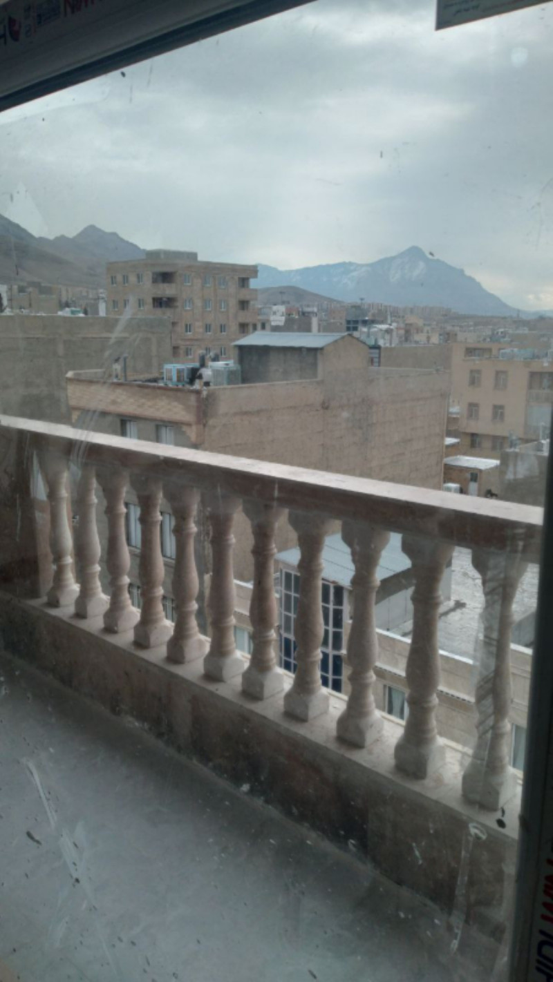آپارتمان 137 متری سه خوابه در ملایر1259172321