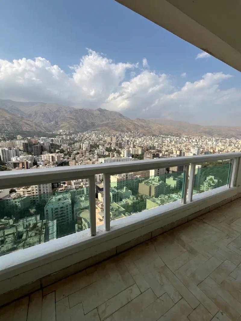 آپارتمان 250 متری سه خوابه در زعفرانیه تهران