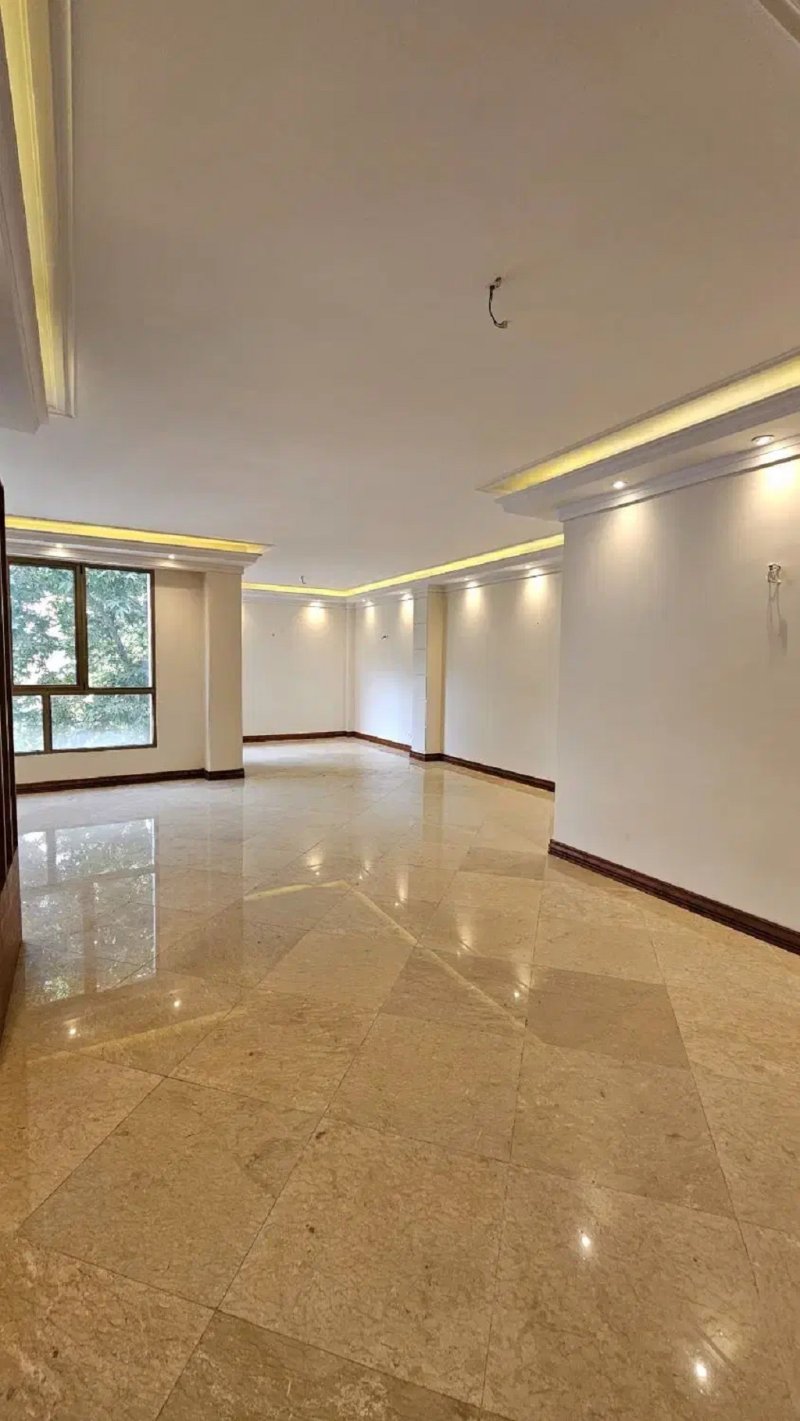 آپارتمان 350 متری چهارخوابه در زعفرانیه تهران13641723282