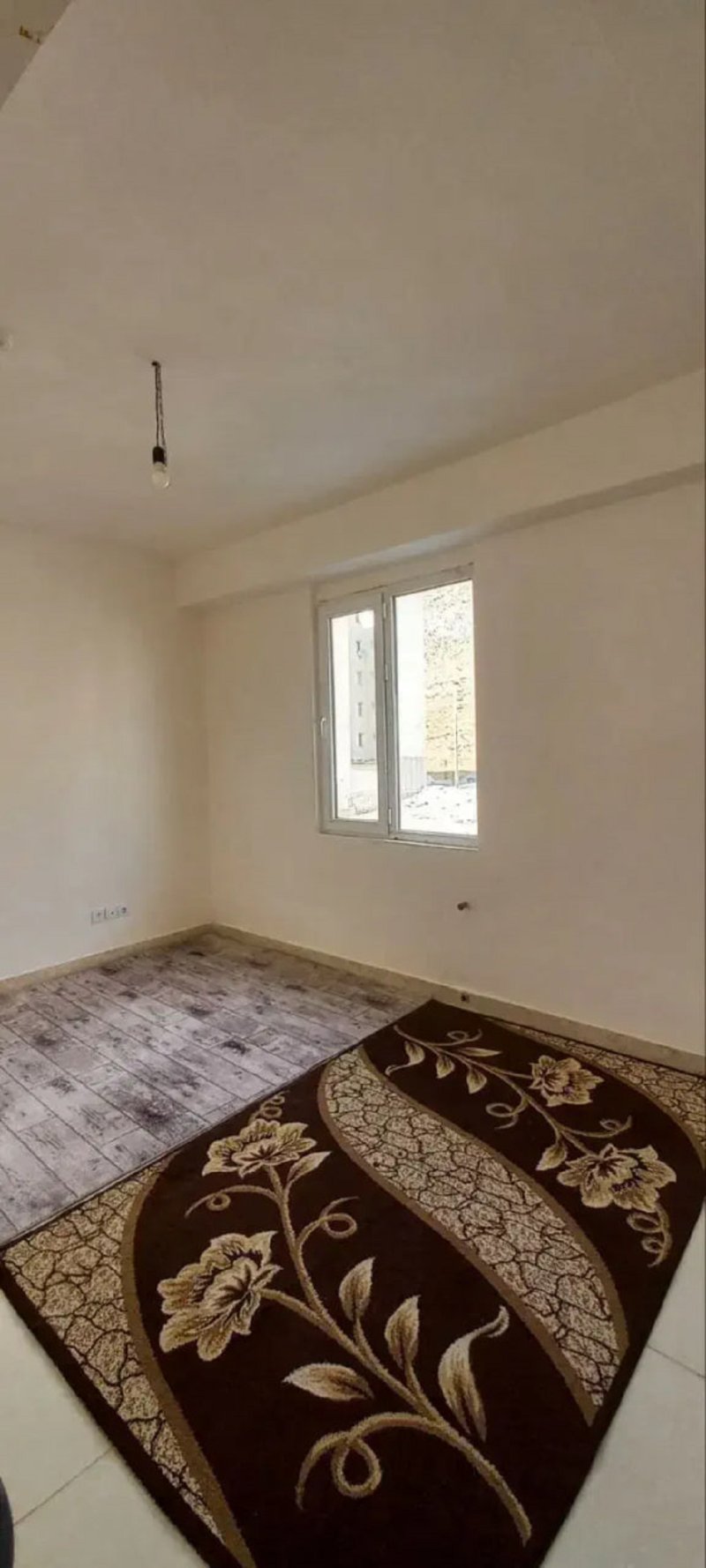 آپارتمان 102 متری دو خوابه در دانش کرمانشاه13655723535