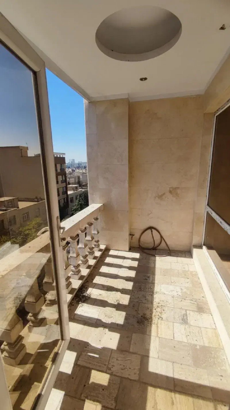 آپارتمان 230 متری سه خوابه در پاسداران تهران13662723679