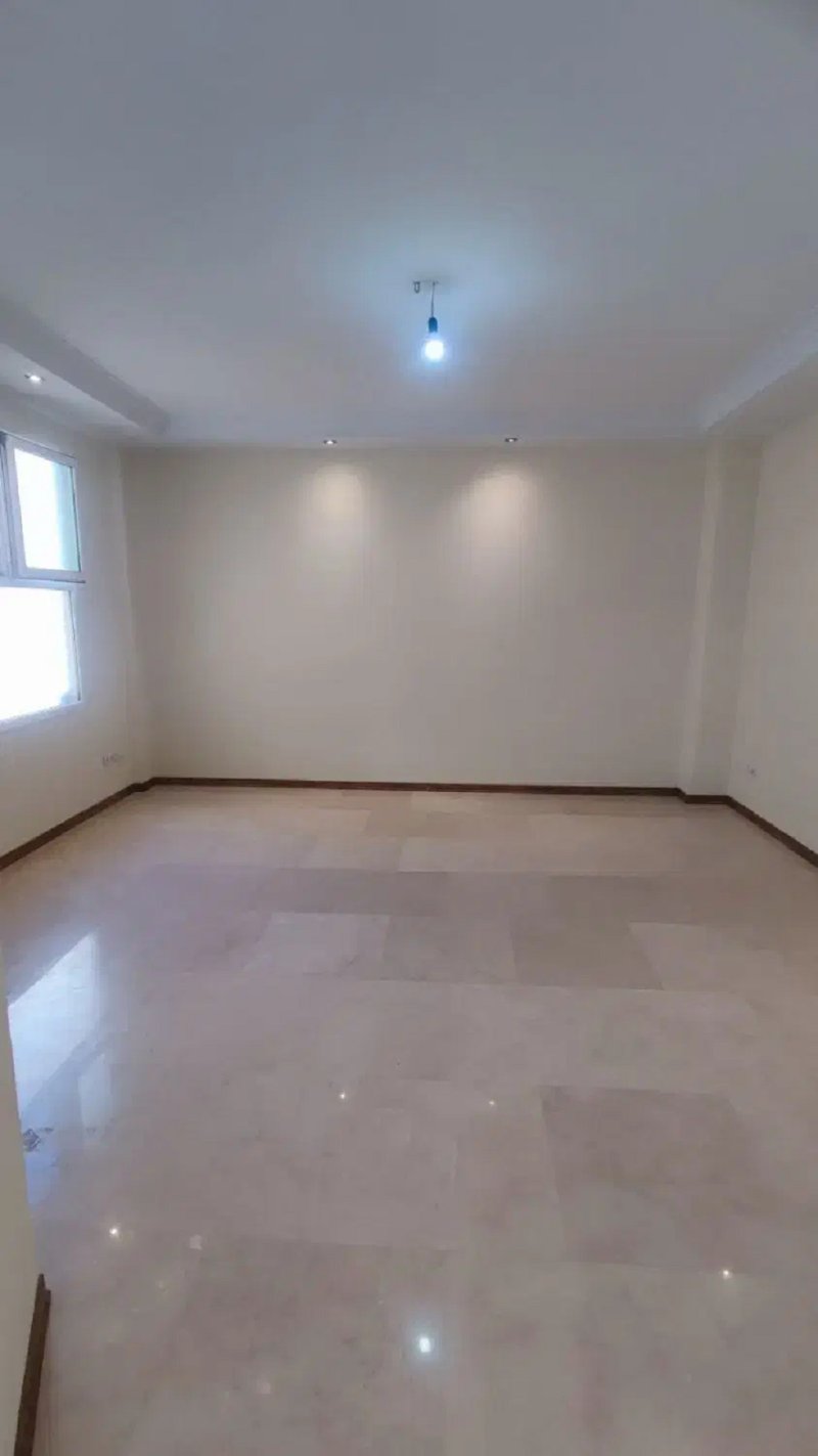 آپارتمان 230 متری سه خوابه در پاسداران تهران13662723680