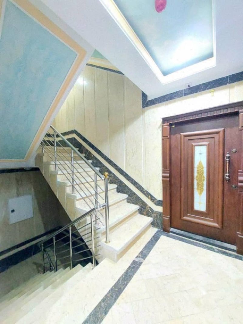 آپارتمان 168 متری سه خوابه در فاز 1 اندیشه13665323754