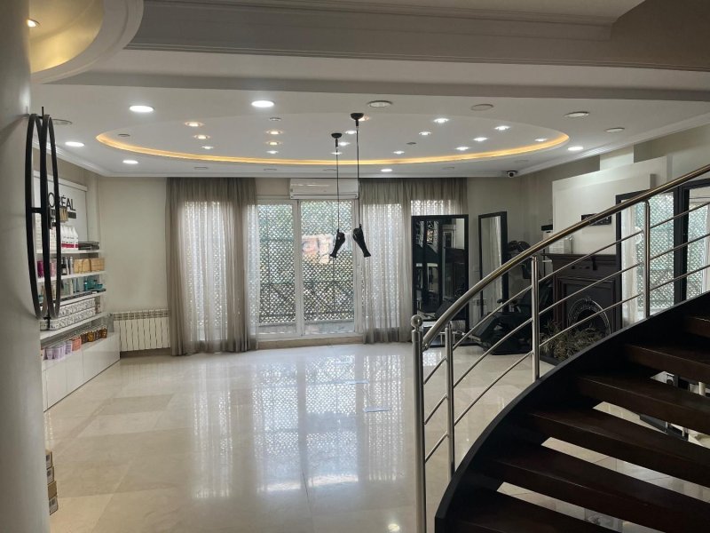 خانه 410 متری چهارخوابه در پاسداران تهران