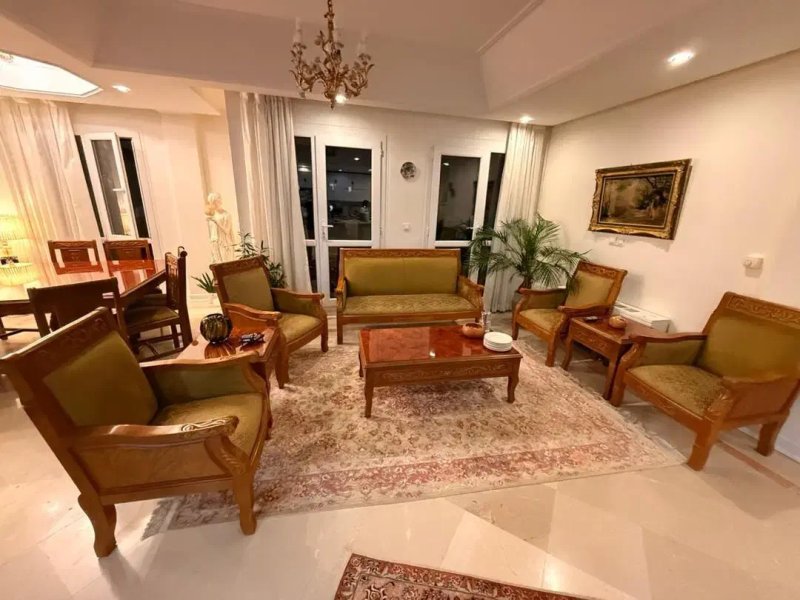آپارتمان 130 متری دو خوابه در ولنجک تهران