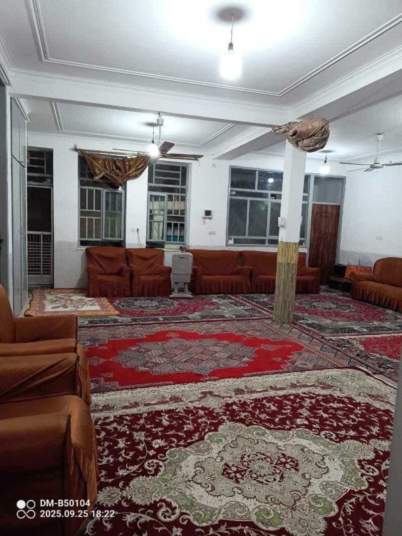 آپارتمان 210 متری دو خوابه در خیر آباد یزد