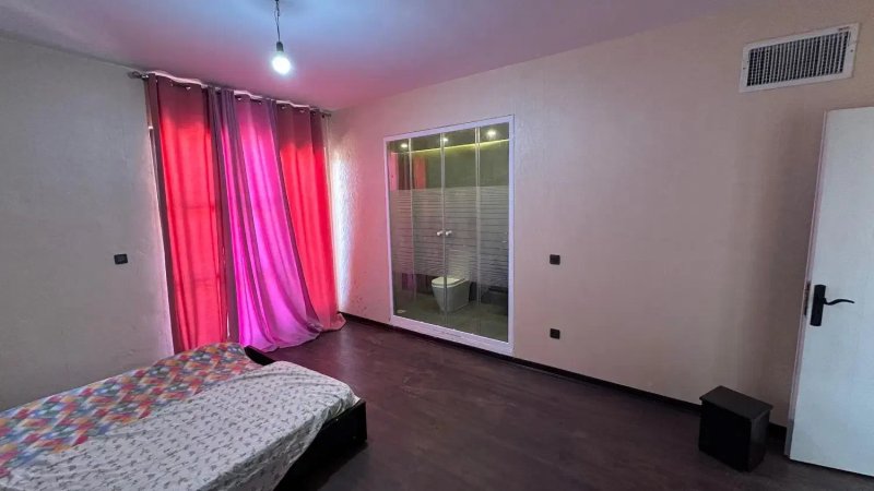 ویلا 420 متری دو خوابه در چهارباغ کرج13695524574