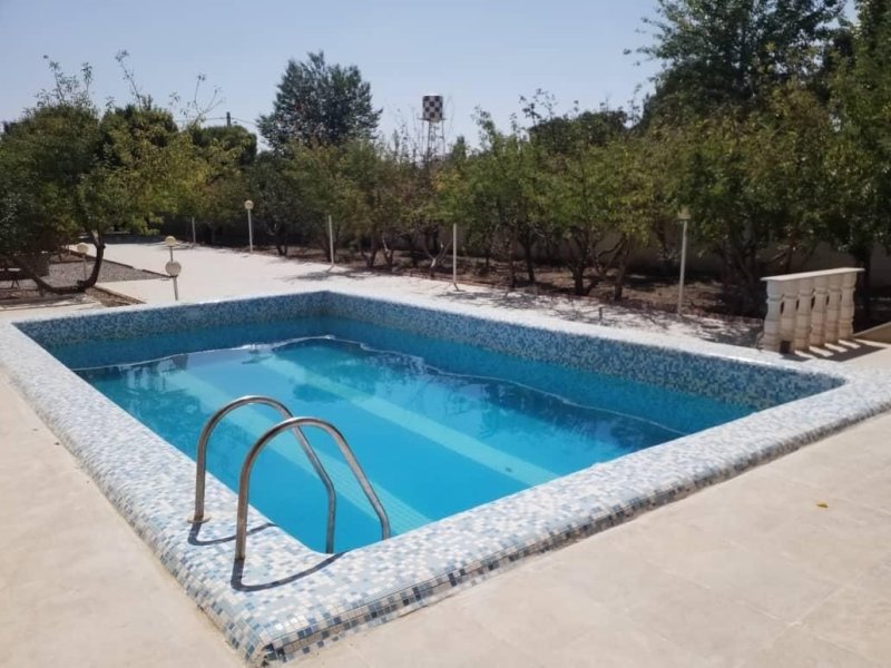 ویلا 1000 متری دو خوابه در چهارباغ کرج13695924594