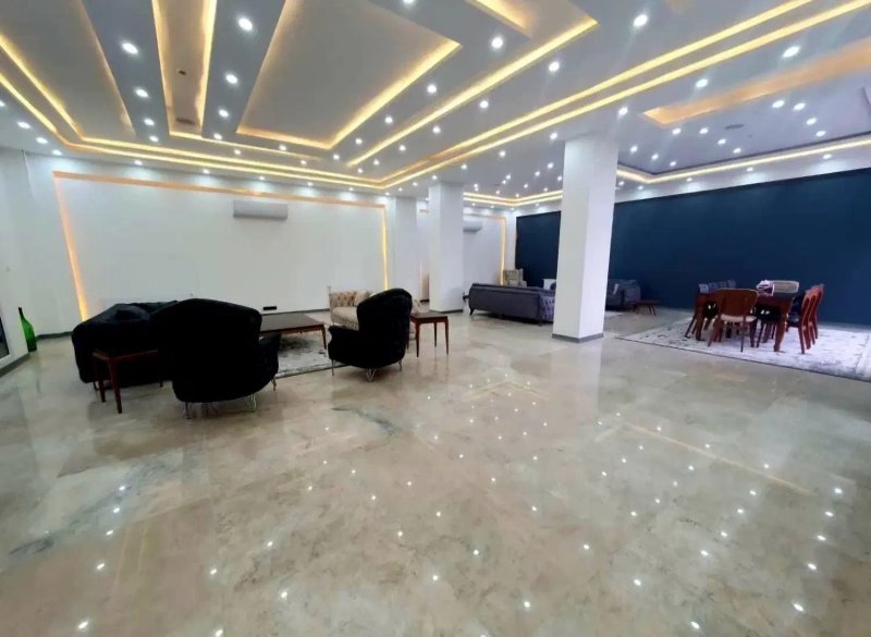 ویلا 1000 متری چهارخوابه در چهارباغ کرج13696224613