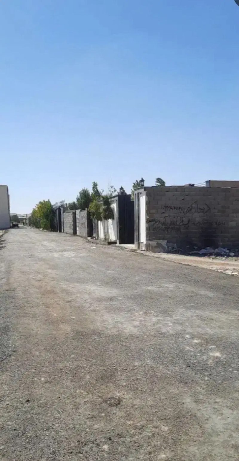 زمین 300 متری در شهرک زعفرانیه کرج