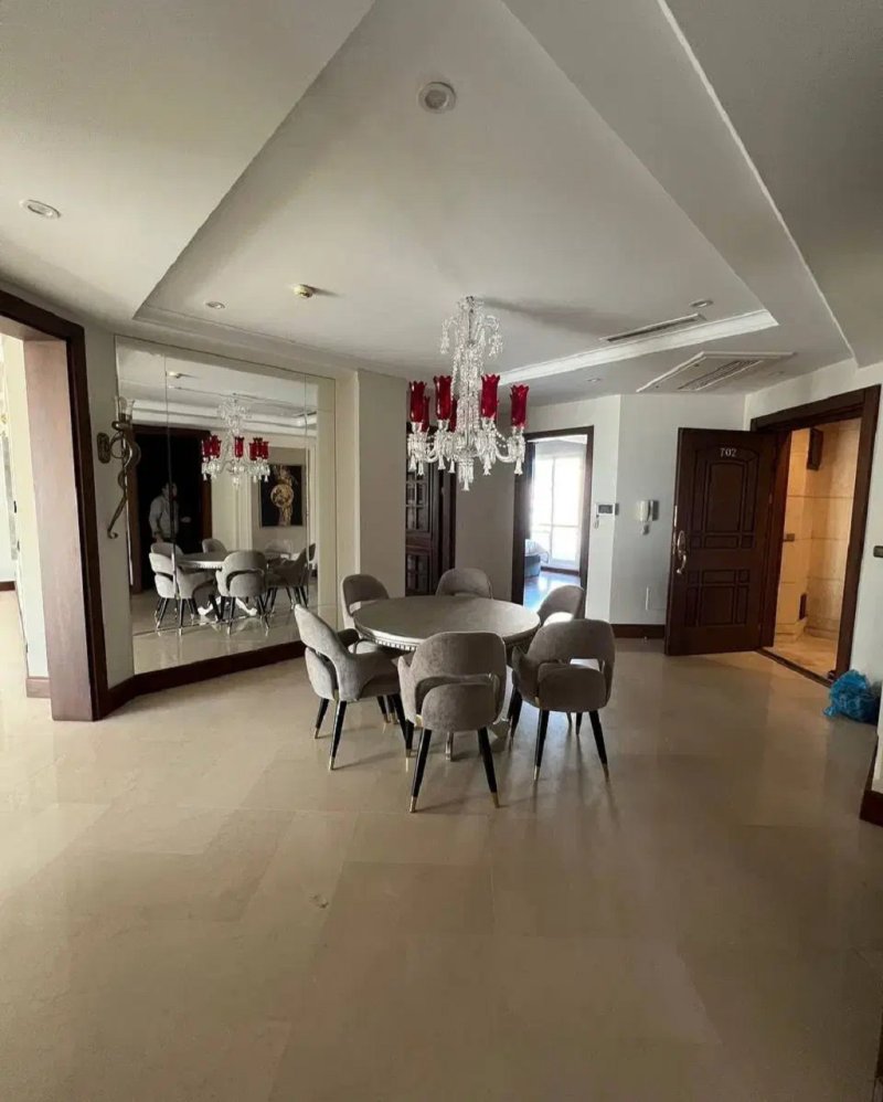 آپارتمان 230 متری سه خوابه در زعفرانیه تهران13699724719