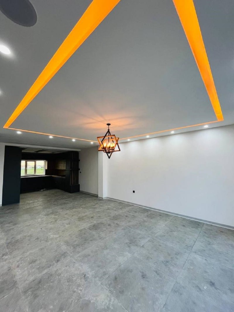 ویلا 260 متری سه خوابه در امیرآباد چمستان13703824841