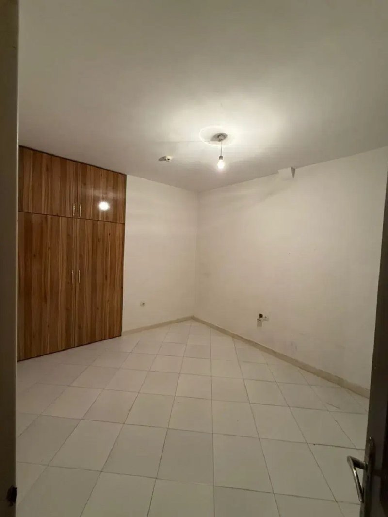 آپارتمان 78 متری دو خوابه در گلبهار13713725097